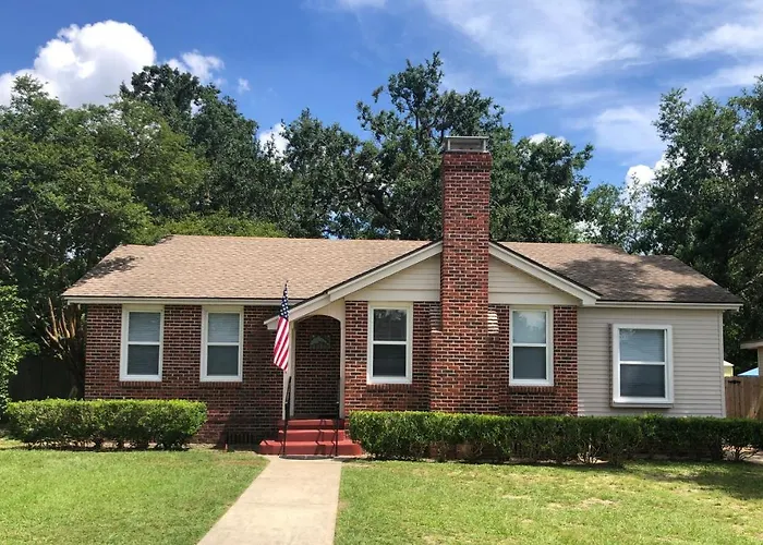 Dolphina House Pensacola