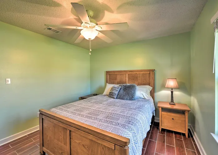 Welcoming Pensacola Home W/ Spacious Yard!
