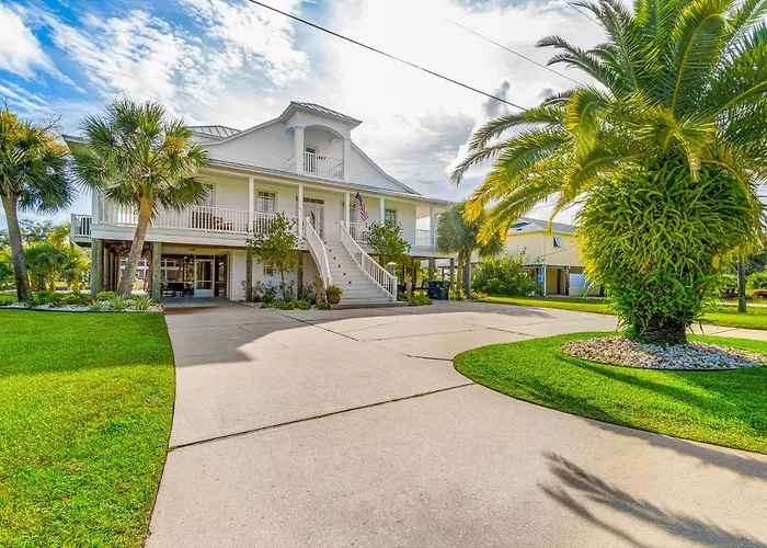 Hideaway On The Bay