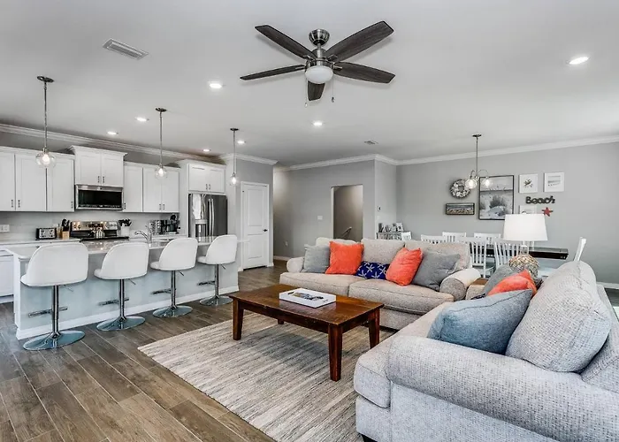 The Cordgrass Coastal Retreat
