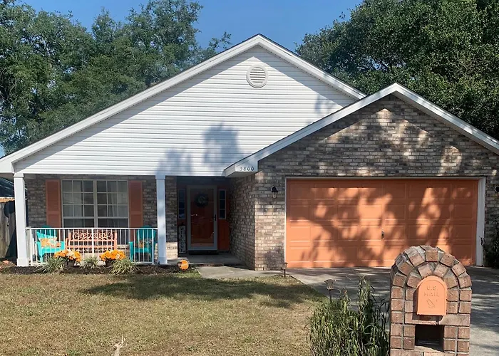 D'S Florida-Alabama Vacation Home Sleeps 14 Guests