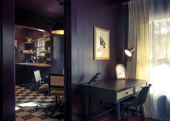 The Crow - Sophisticated East Hill Sanctuary