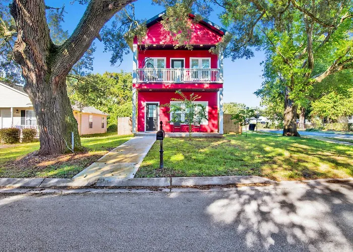 The Clifford House