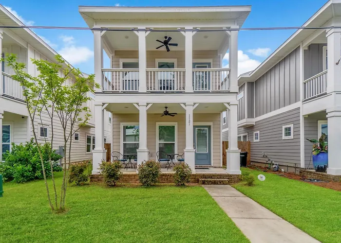 Romana Hideaway & Juliet Haven -Family Friendly, Downtown Pensacola!