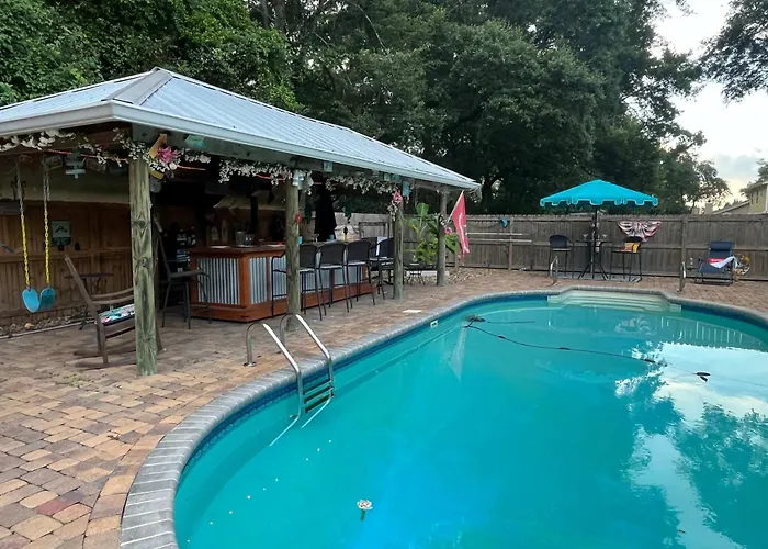 Jan'S Oasis Family Retreat Pool Bar Games & Fun
