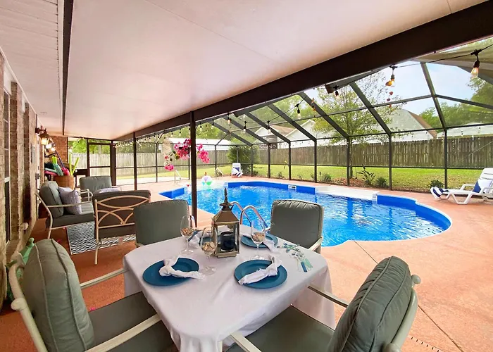 Still Waters, Pool, Great For Families!