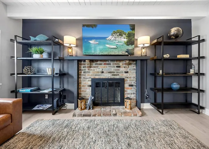 New Calle De Santiago In The Heart Of Pensacola!