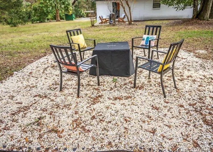 Oakside Retreat 35 Guests-6 Units Unique