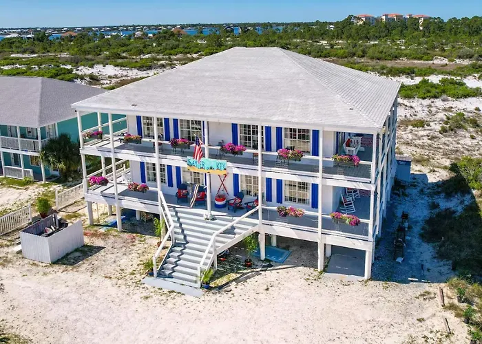 Whole Beach Triplex W Decks, Views And Space