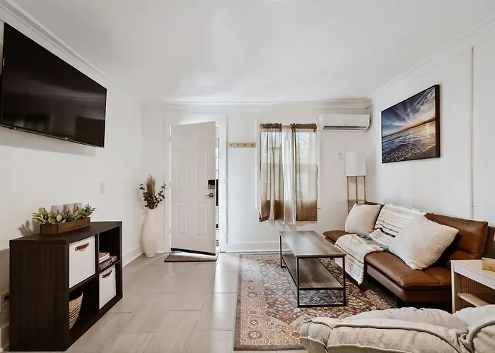 Pensacola Pad 1Br 1Ba Modern