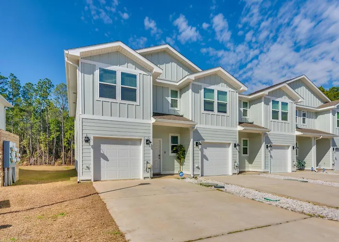 Nurse-Ready Rental 2 Mi To Uwf Campus & Hospital!
