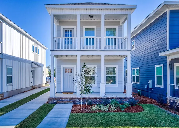 Downtown Home - Wifi Central Ac Private Washer&Dryer & Balcony - Dog-Friendly