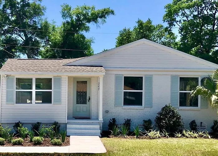 Cozy Cottage By The Bayou 2Bed 1Bath
