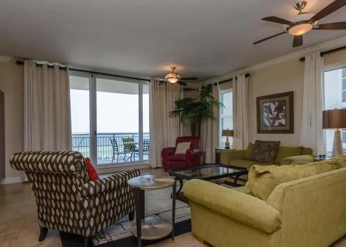 Three Bedroom Corner Condo With Gulf View Balcony