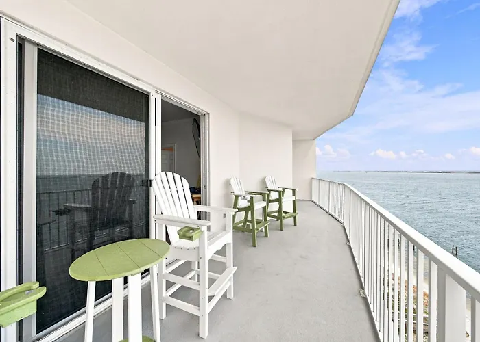 7Th Floor Waterfront Harbor Pointe Retreat