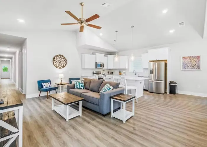 Searentity- Close To Downtown, Navy Base, And Wahoo Staduim