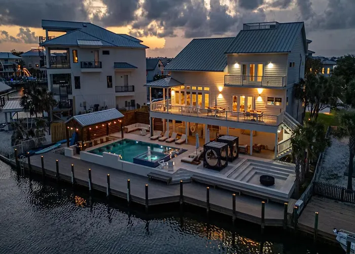 Phenomenal Lux Oceanfront House With Heated Pool & Hot Tub, Firepit, Private Dock And Very Close 2 Beach