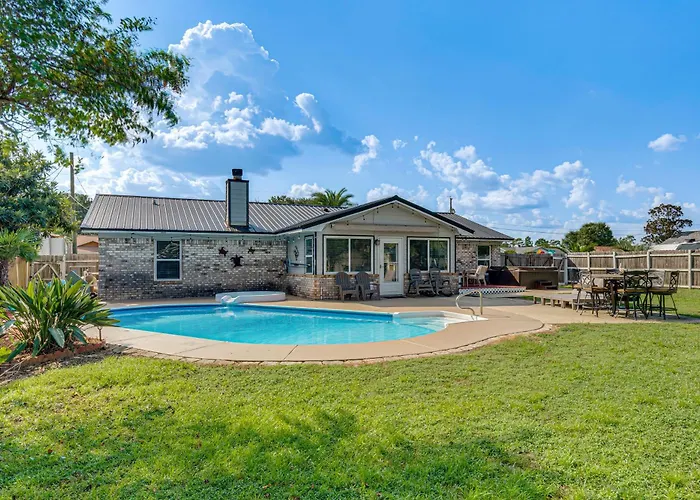 Welcoming Pensacola Home W/ Spacious Yard!