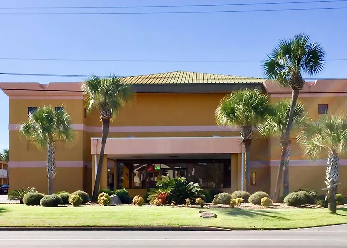 Baymont By Wyndham Pensacola At Nas Corry